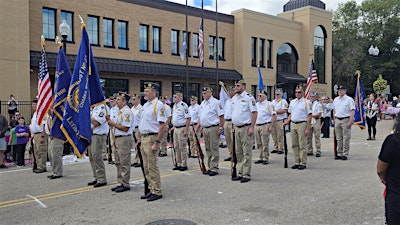 Carver Steamboat Days Parade