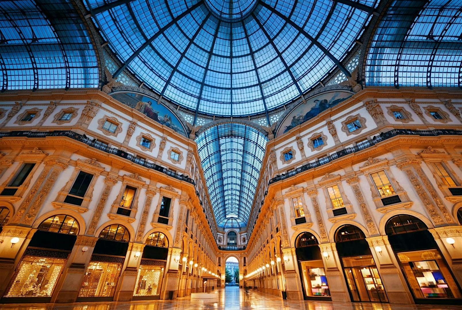 Milano da Bere: una visita in Galleria tra i caffè, gli artisti e la moda