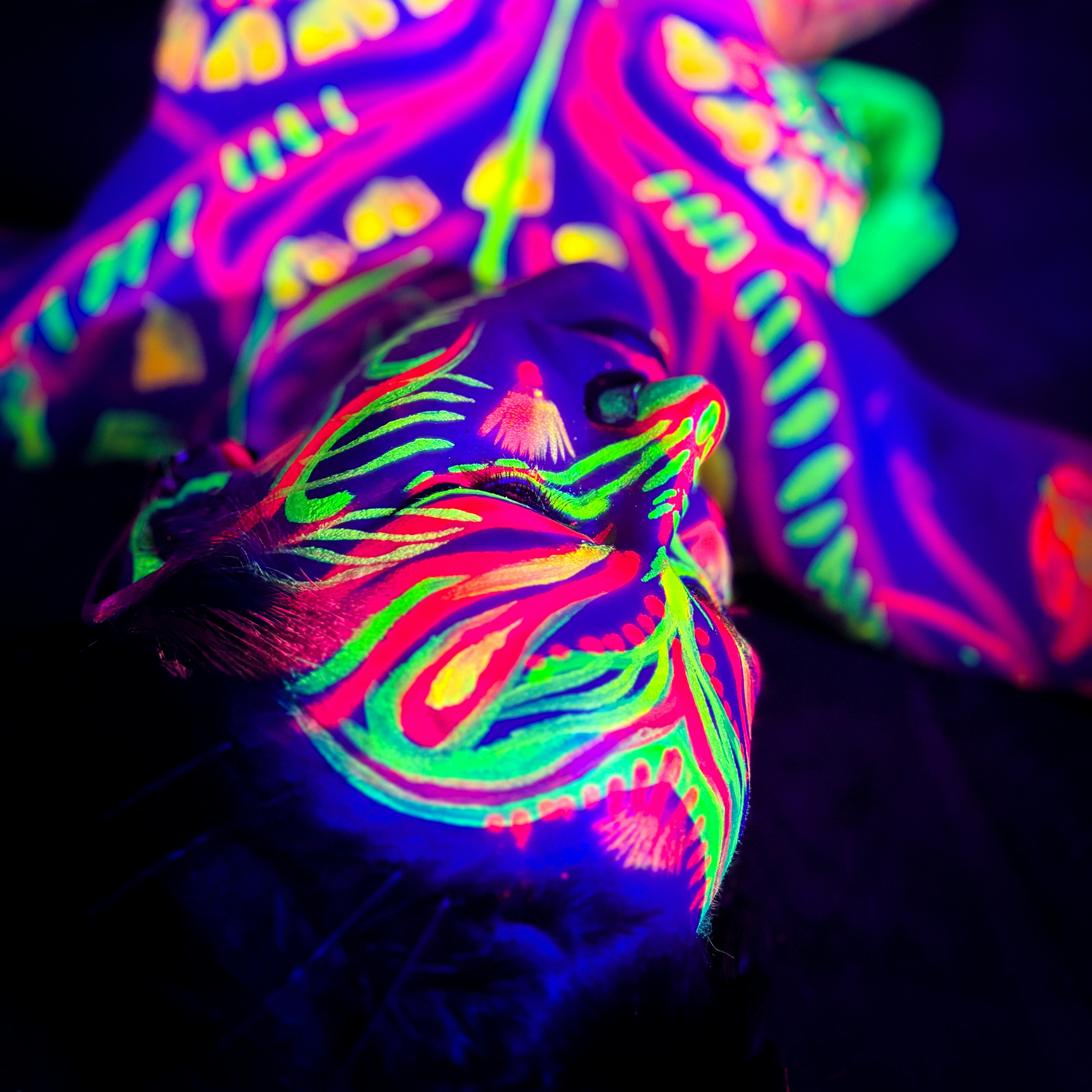 Neon Naked Life Drawing in Victoria Park!