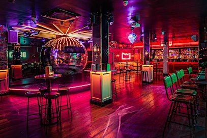 Halloween Inter-Uni Debate Social at Simmons Bar, Holborn - KCL Tickets