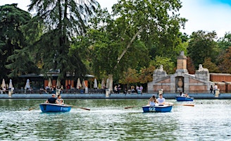 Free Tour Madrid: Gran Via, Cibeles, Retiro and Puerta de Alcala - English