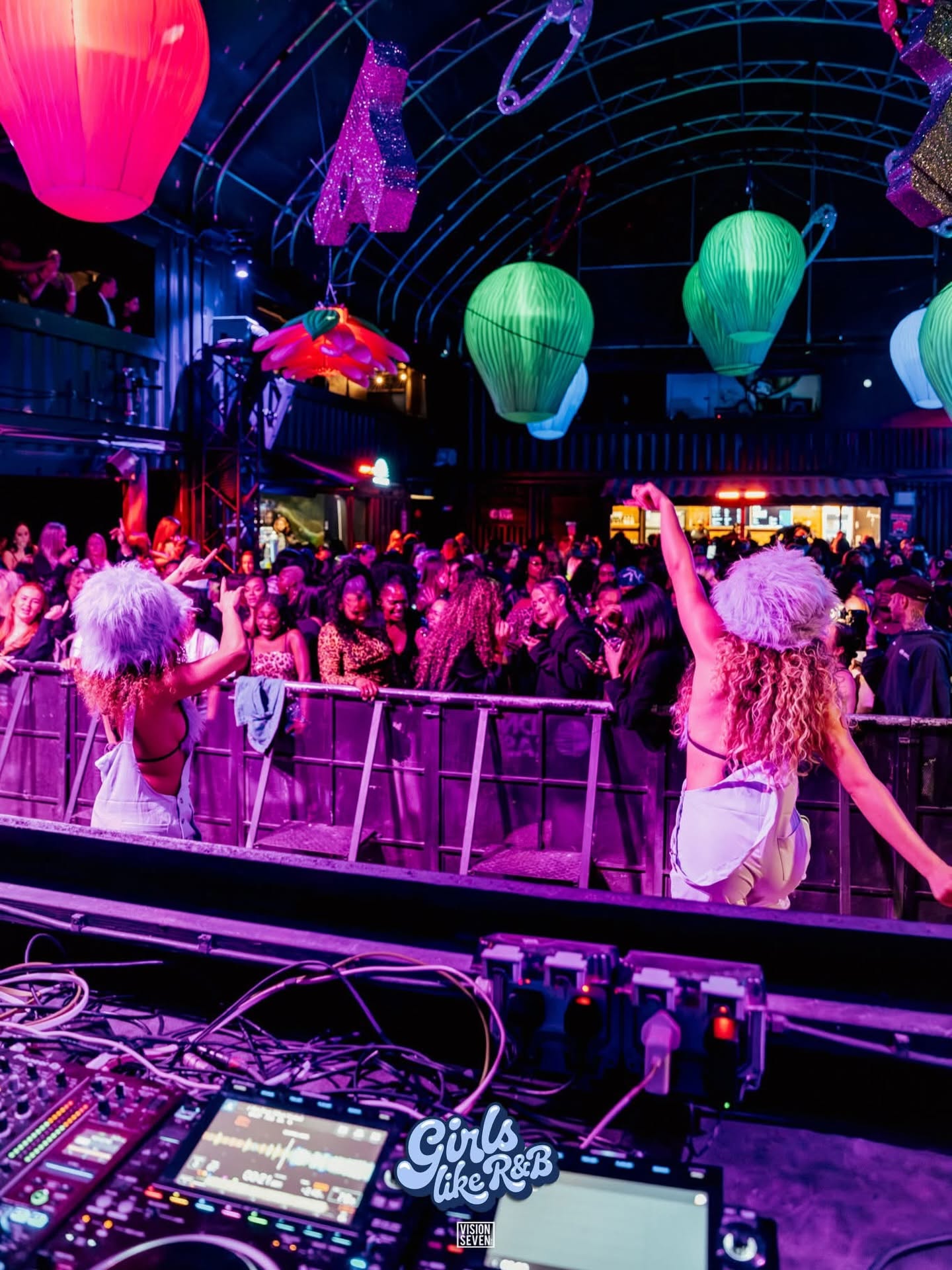 Girls Like R&B - Winter Indoor Festival - Panama Amsterdam
