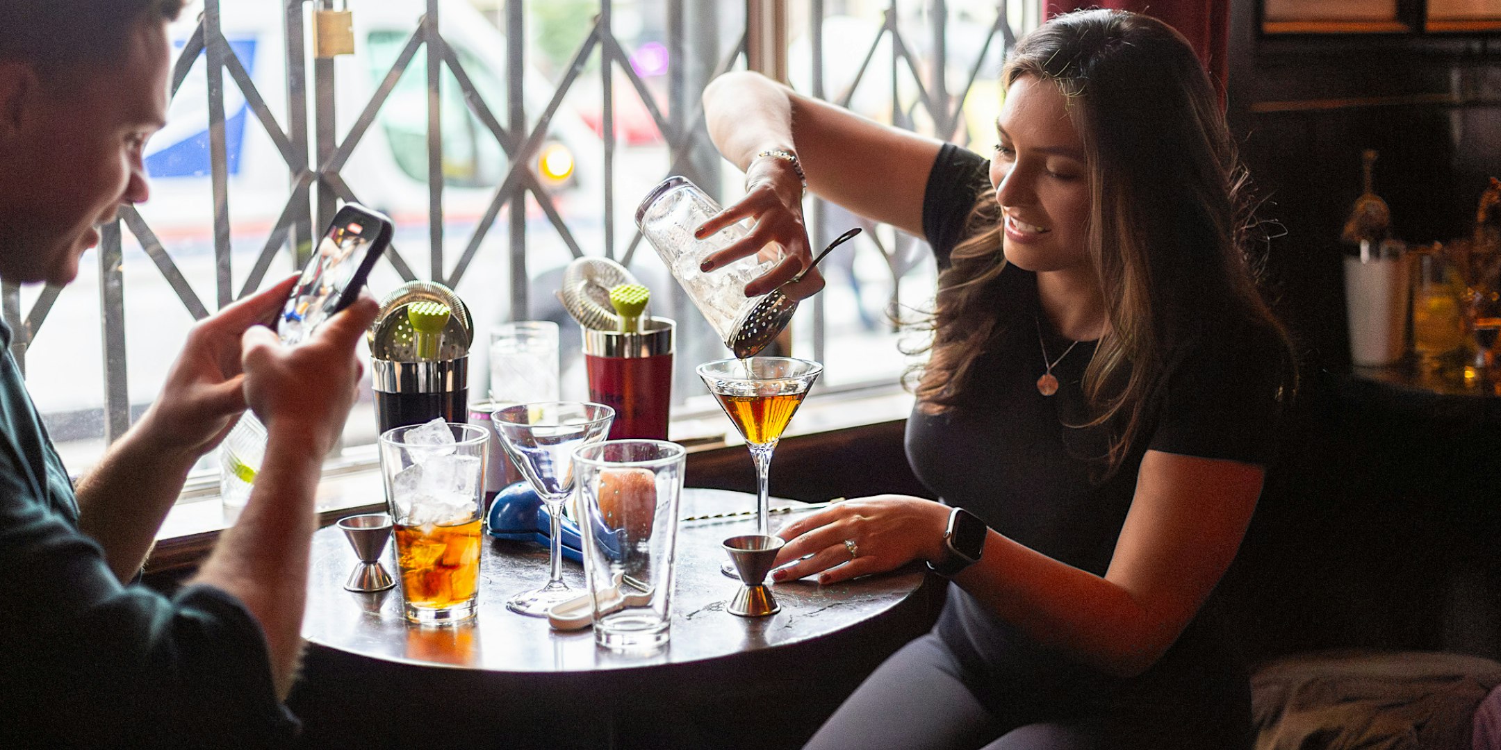 Great Cocktails: An Introduction to Mixology