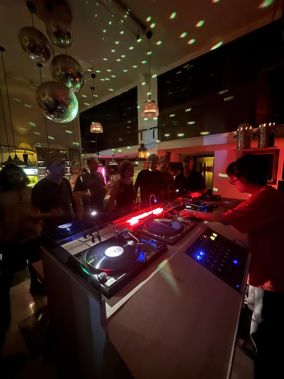 Bangkok Vinyl Minimal&Techno Sessions with MOODYBOOM / Highwire crew