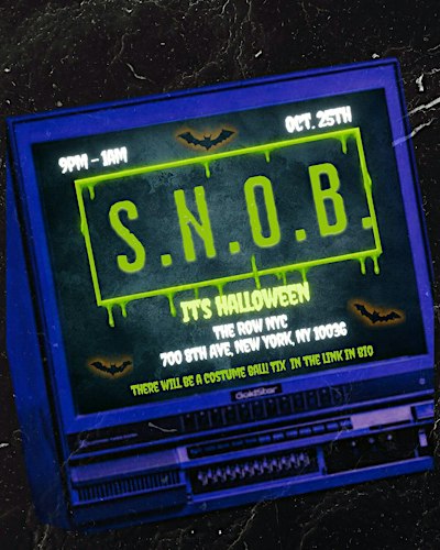 S.N.O.B: It's Halloween!