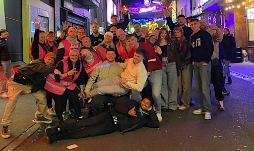 Hamburg  Pub Crawl – Nightlife Tour with 4 Bars & Club Entry