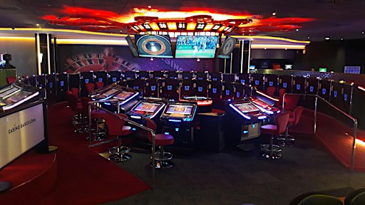 Entrada al Casino de Barcelona + combo hamburguesa
