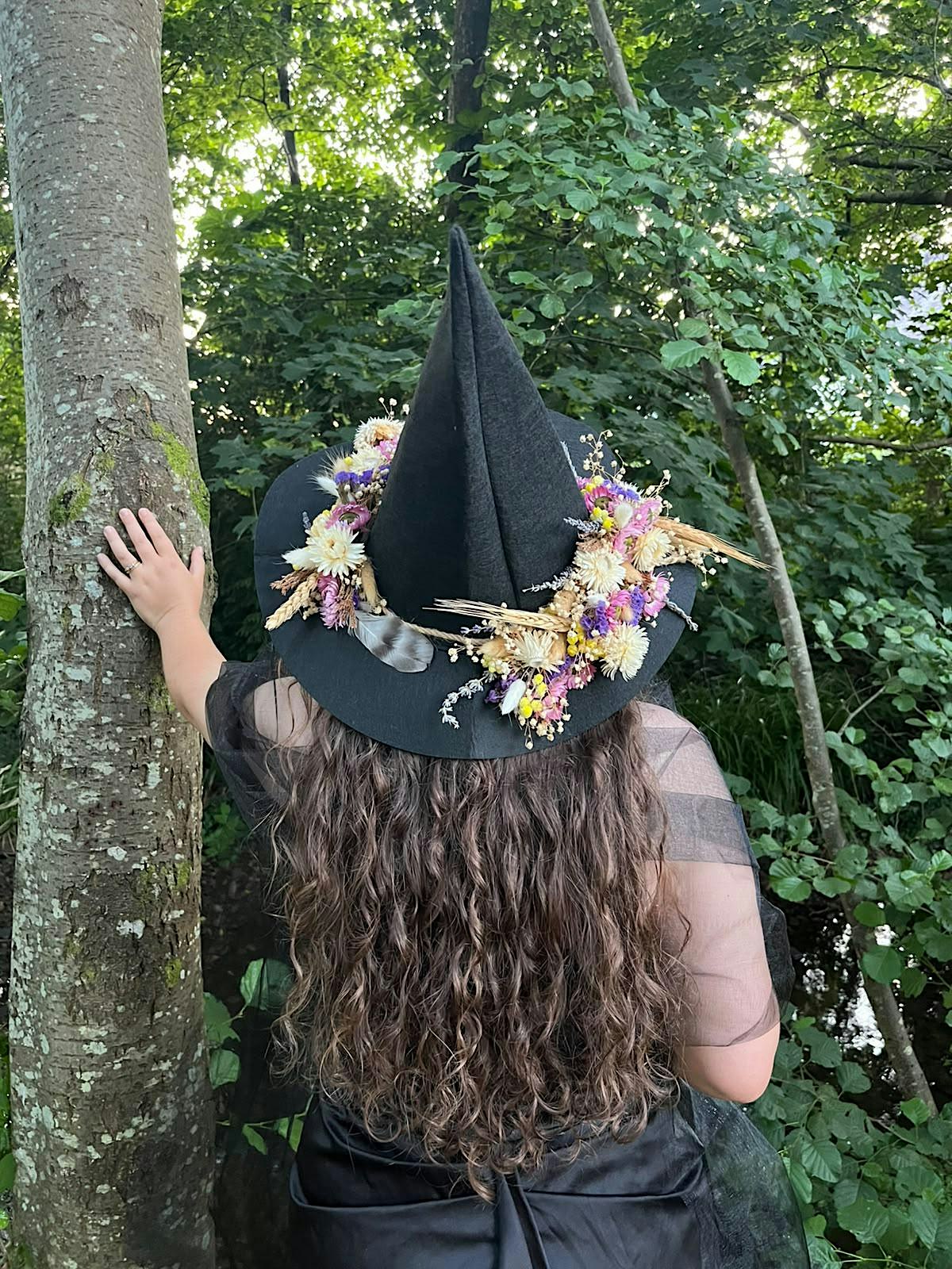 Dried Floral Witch Hat Workshop