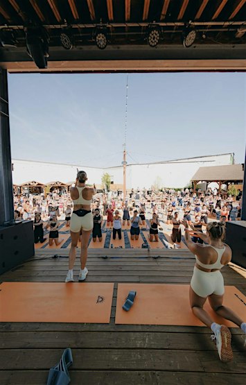 SATURDAY SWEAT & SCULPT @ LOCO SOUTHIE