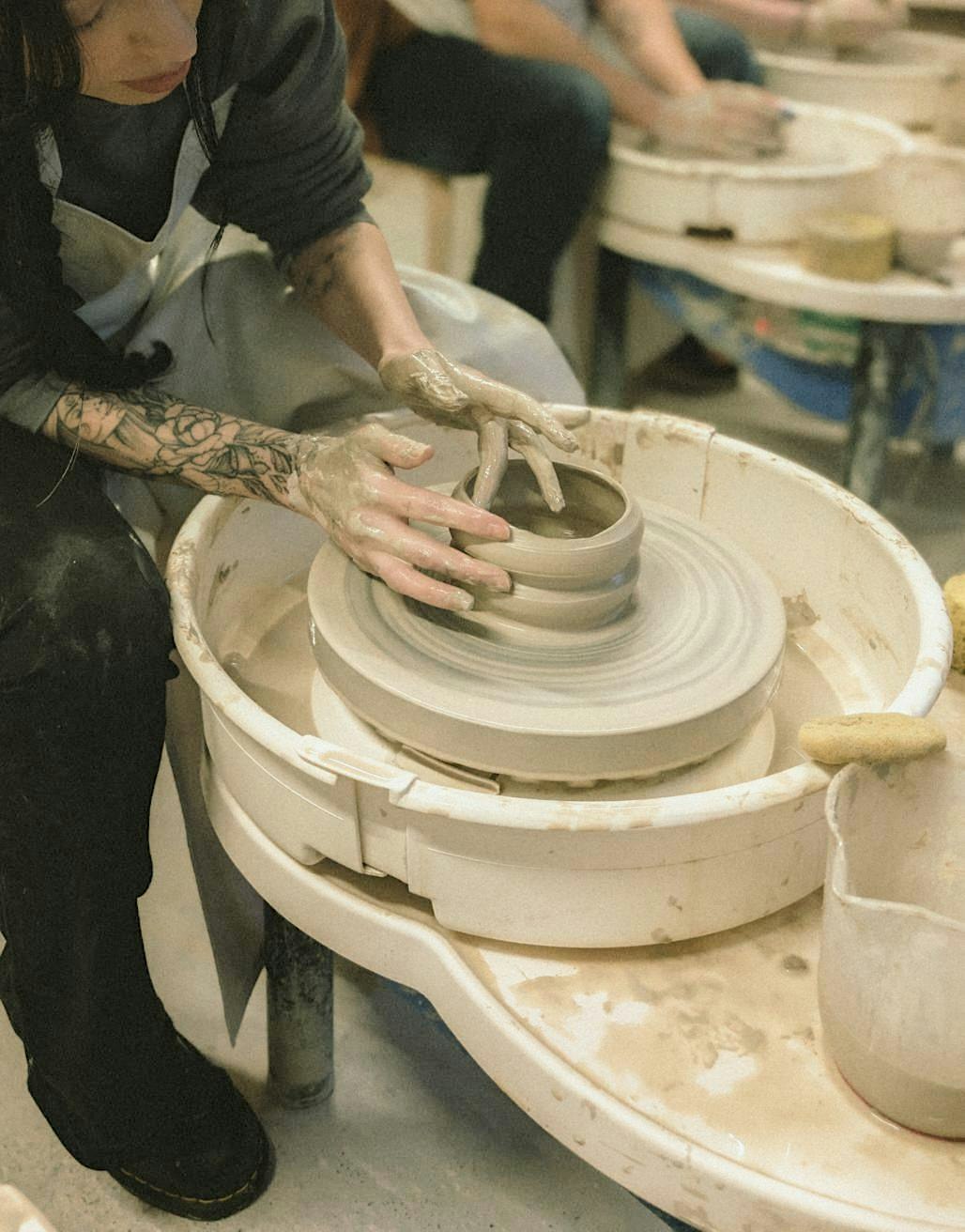 Pottery wheel class for beginners