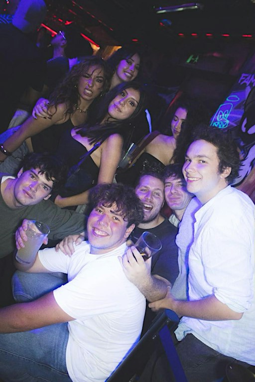 FREE Madrid Pub Crawl TONIGHT | 3-4 Pubs + 1 Epic Club