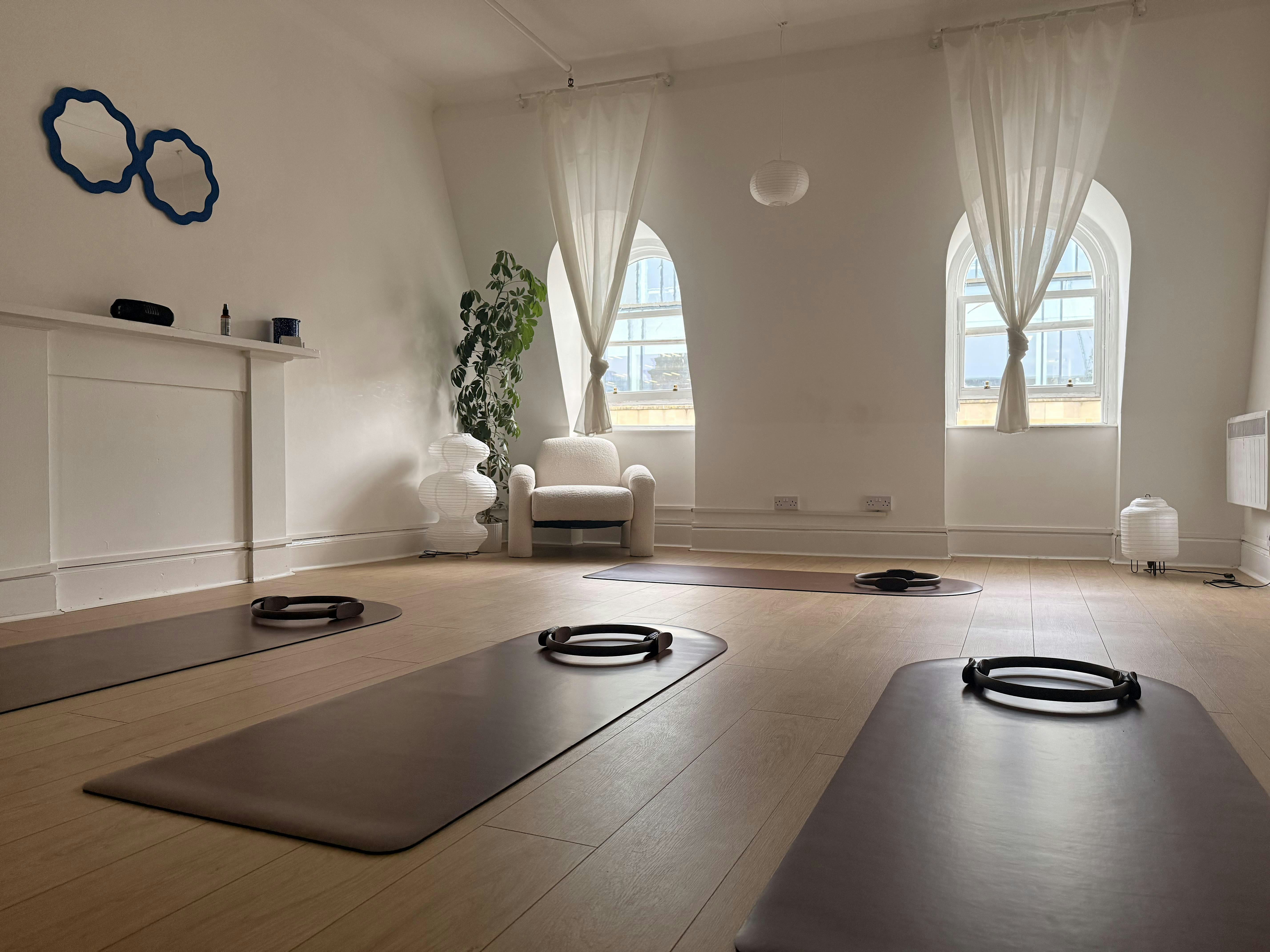 ✨Unwind Post-Work Mat Pilates✨