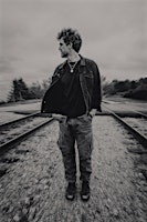 TYLER HILTON